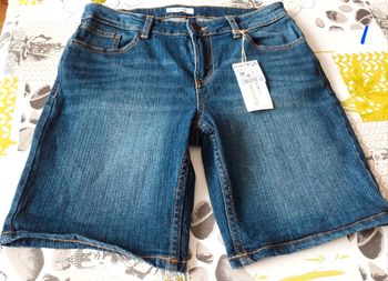 Bermuda slim taille 38