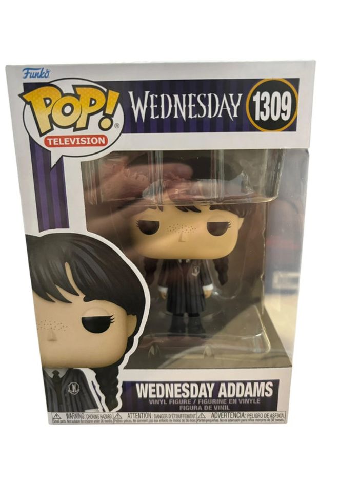 Figurine Funko Pop Wednesday / Mercredi Wednesday Addams 1309 neuf