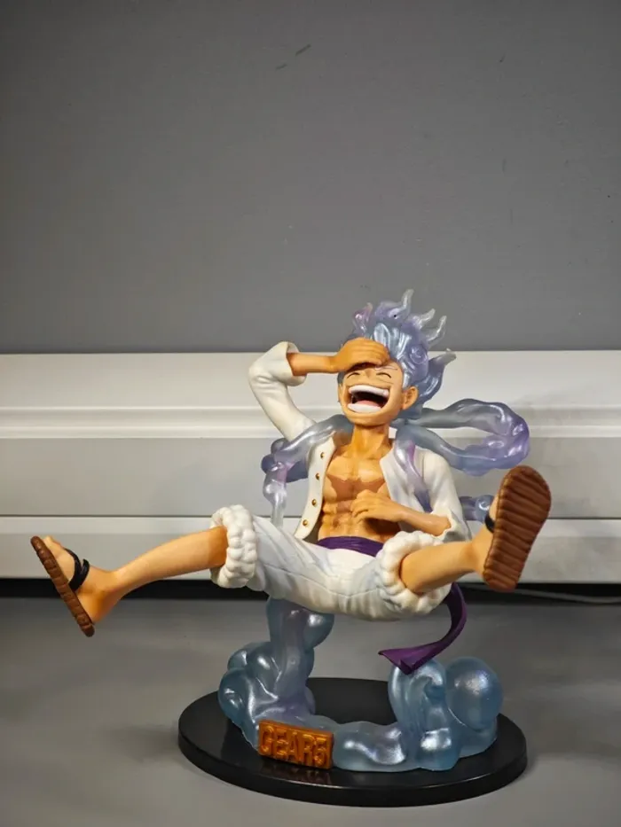 Figurine One Piece : Luffy Gear 5 17cm neuve sans boîte - photo numéro 8