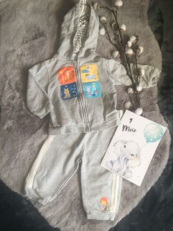 Ensemble jogging 9 mois