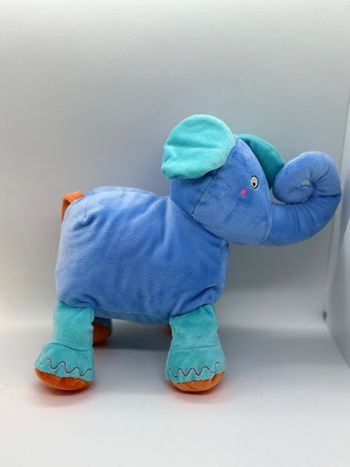 Peluche éléphant