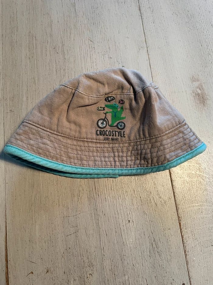 Très joli chapeau été garçon 6-12 mois