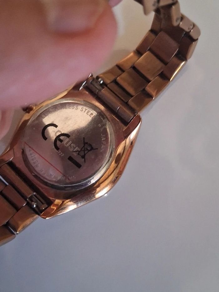 Montre Cluse dorée - photo numéro 7
