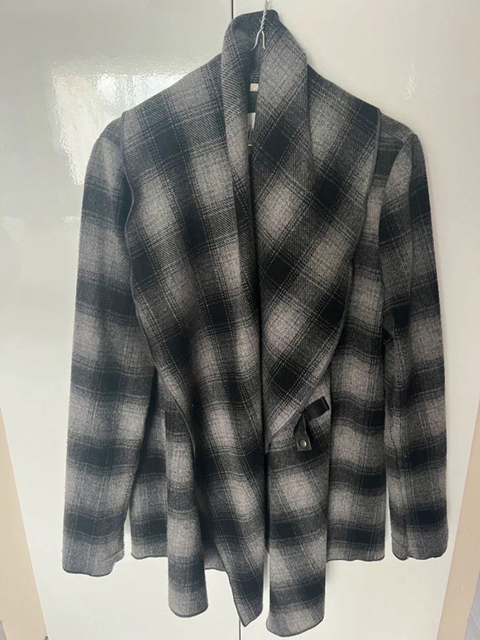 Manteau Armand Thierry très classe