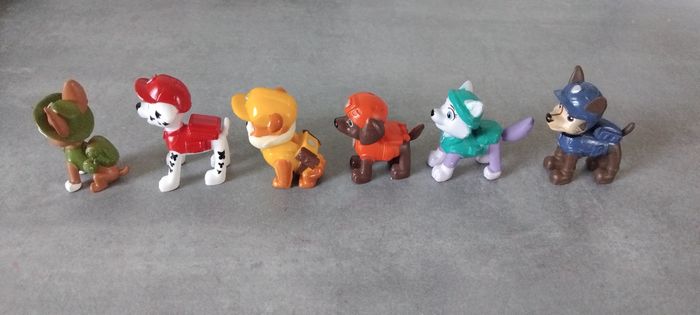 6 petites figurines pat patrouille - photo numéro 2