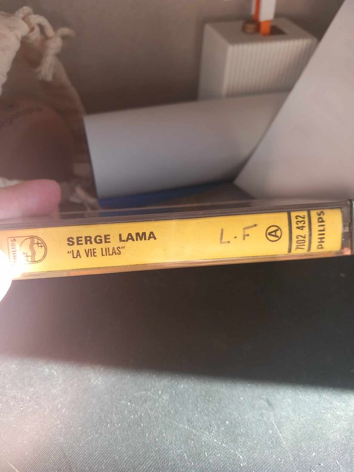 Cassette audio de Serge Lama : la vie lilas - photo numéro 2