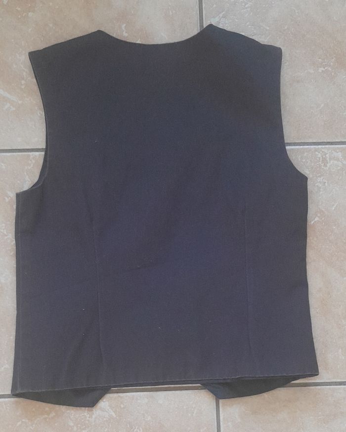 Gilet sans manche 10 ans - photo numéro 2
