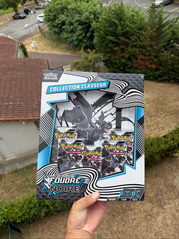 Pokémon ev10.5 Foudre noire Coffret Classeur