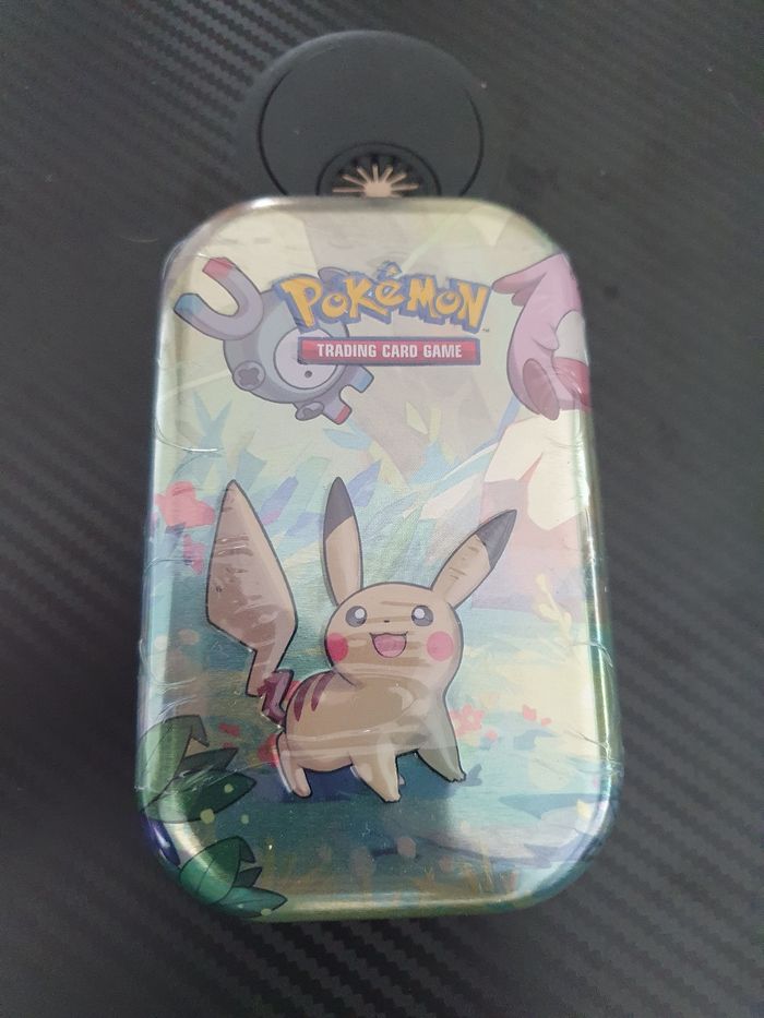 Mini tin pokemon de kanto 2 boosters pikachu