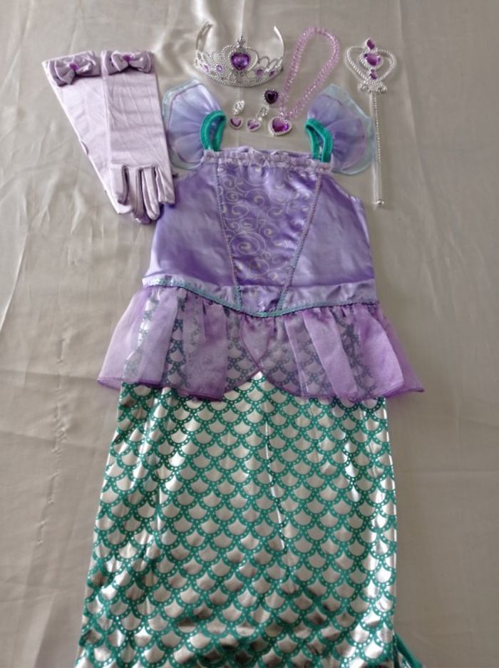 Déguisement sirène et ces accessoires 5-6ans