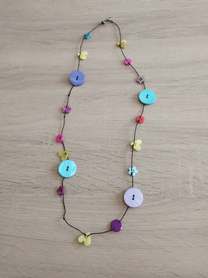 Collier sautoir coloré camaïeu