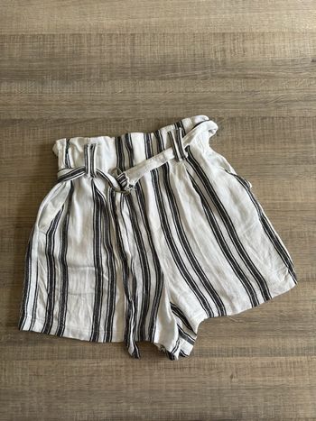 Short ample • Bershka • Taille S