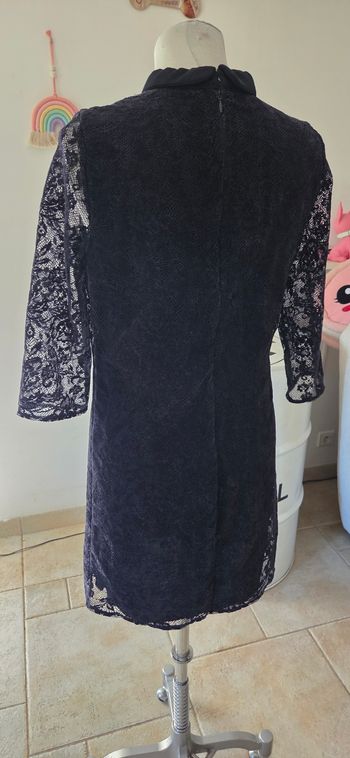 Robe Naf Naf dentelle noire T40 chic col manches 3/4 soirée élégante doublée