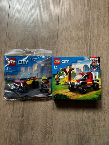 Lego pompiers 60393 et 30585 neuf  lot