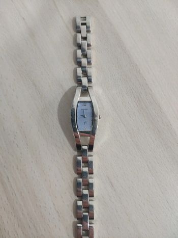 Montre fine femme Fossil f2 argent