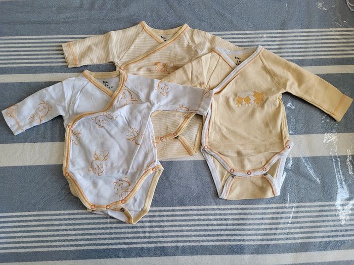 Lot de 6 bodys 1 mois - photo numéro 2