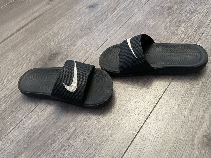 Nike Kawa noir taille 29,5