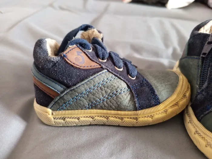 Chaussures 22 - photo numéro 2