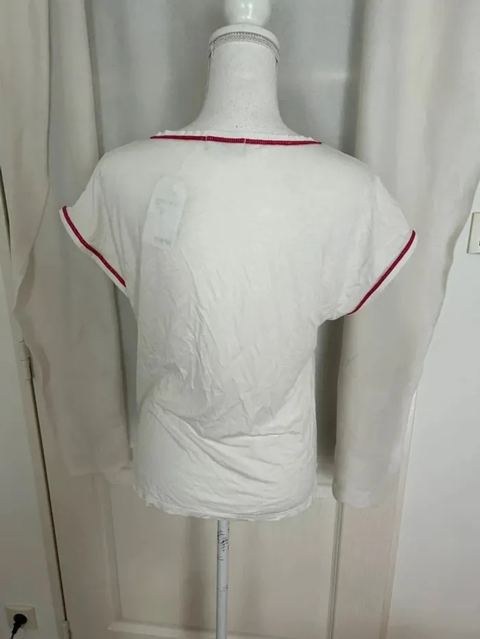 T shirt a dessin cassis - photo numéro 2