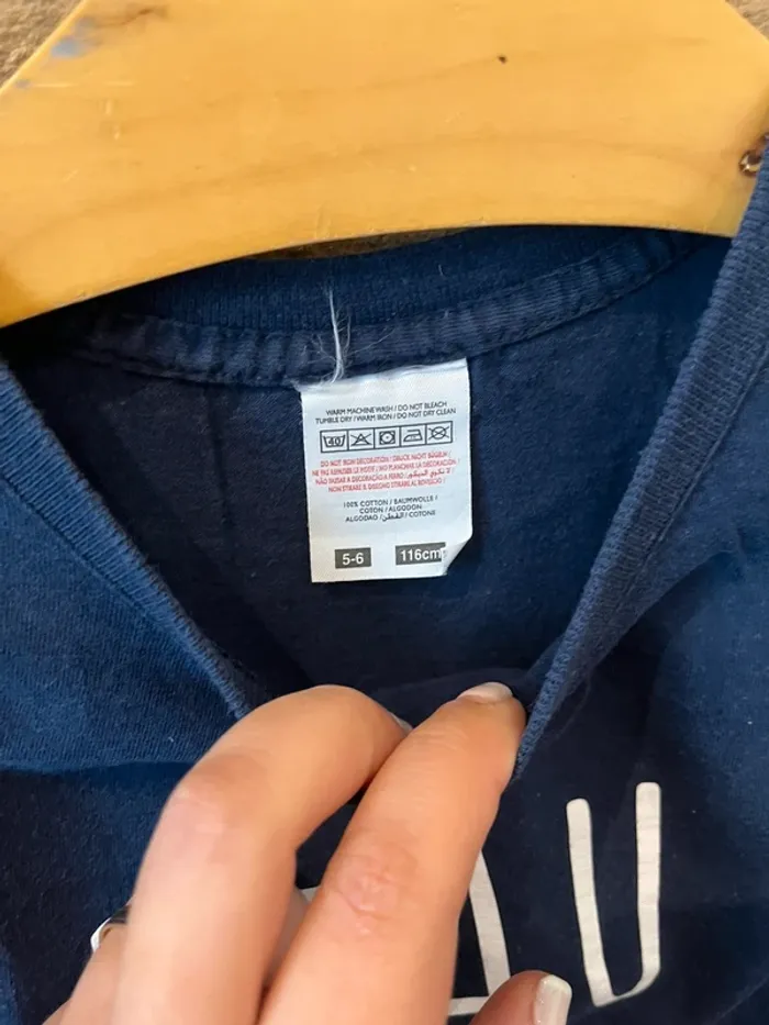 Tshirt taille 5-6 ans - photo numéro 2