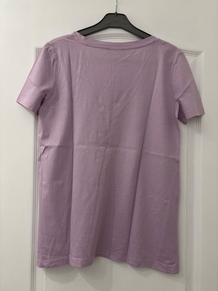 T shirt col V - photo numéro 2