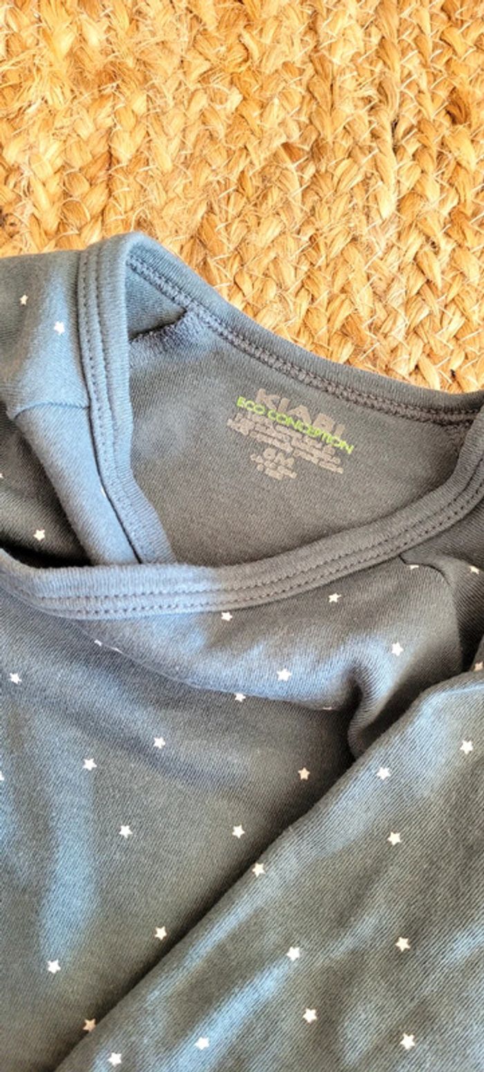 Joli Body croisé vert canard et étoiles blanches Kiabi 6mois - photo numéro 5