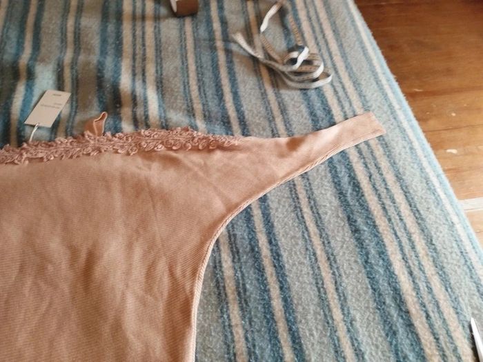 Haut taille unique rose - photo numéro 19