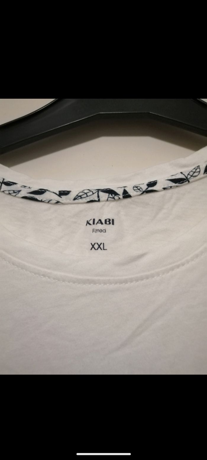 Tee shirt Kiabi blanc. Taille 44/46 - photo numéro 2