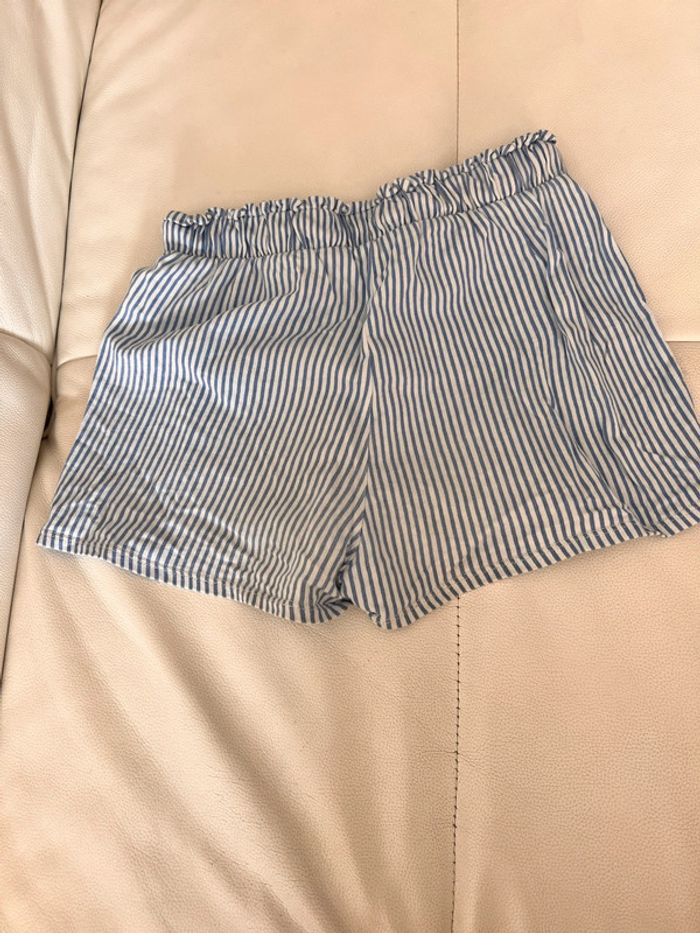 Short H&M 9-10 ans - photo numéro 2