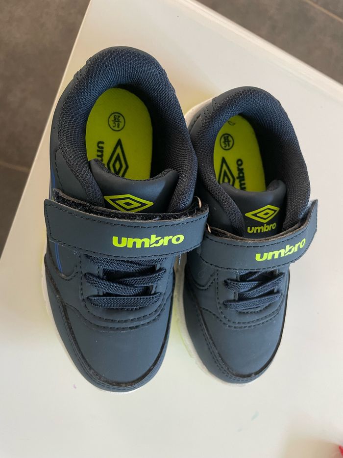 Basket umbro - photo numéro 2