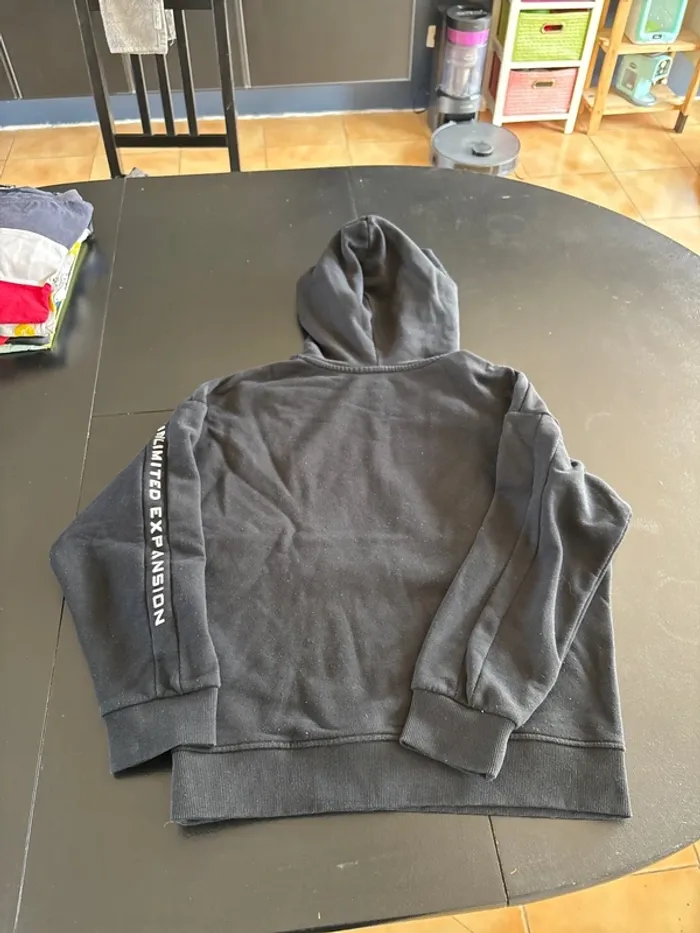 Pull à capuche garçon en taille 12 ans - photo numéro 3