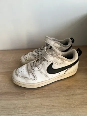 Nike Court Borough Mid 2 Enfant – Pointure 32 (US 1Y)