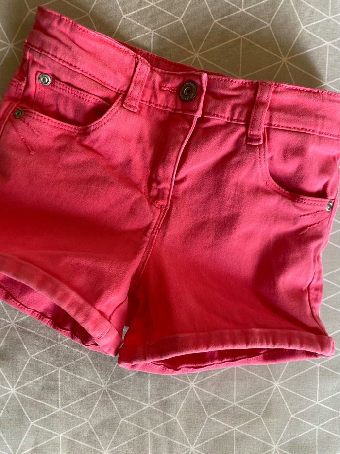 Joli Short avec revers rose bonbon 7 ans Vertbaudet - photo numéro 3