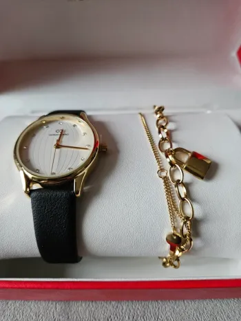 Coffret montre avec bracelet
