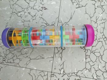 Jeu bébé comme un sablier