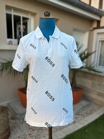Polo Hugo Boss - blanc/noir - taille S/36 - en très bon état