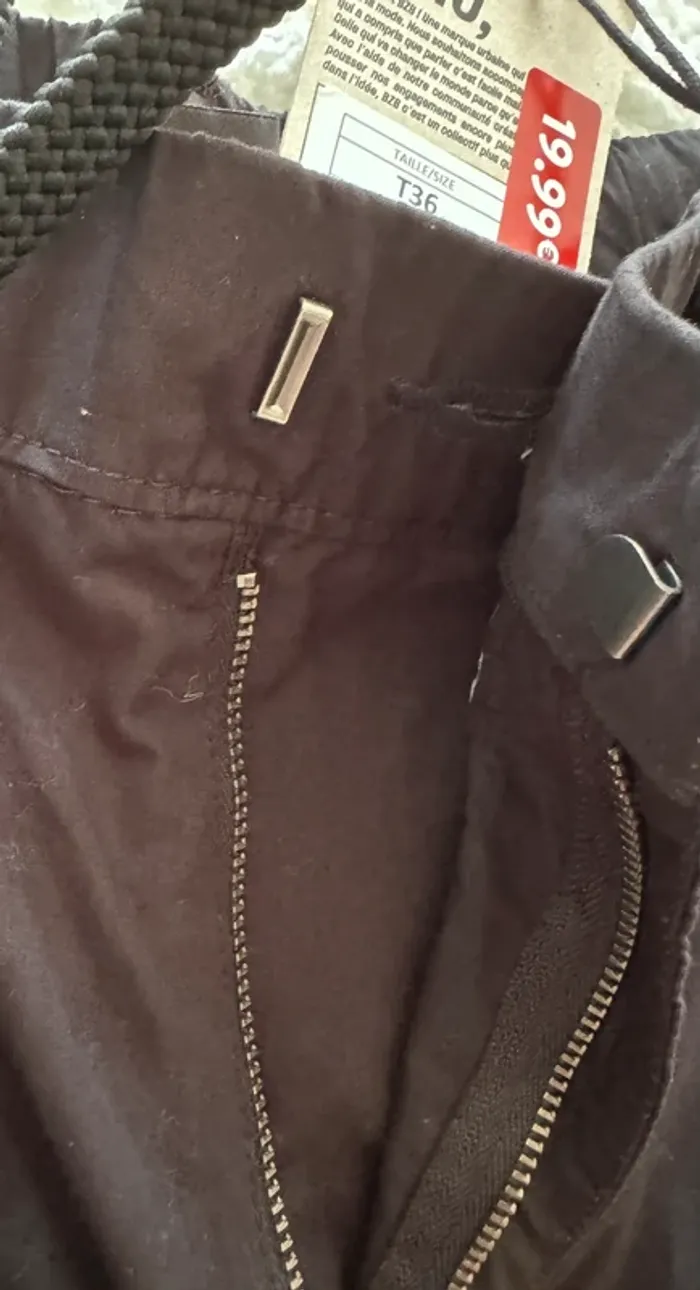 Pantalon Parachute BZB - Noir - Coupe Large - Taille 36 / S - Neuf - Valeur 20€ - photo numéro 5