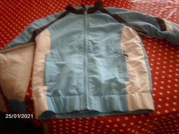 veste de deux couleurs