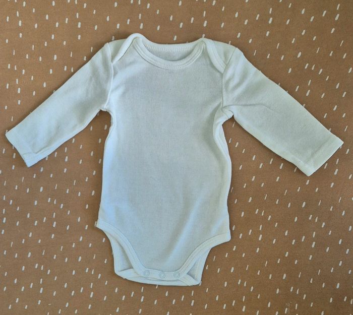 Lot de bodys 3 mois - photo numéro 4