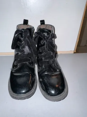 Bottines noires pointure 34
