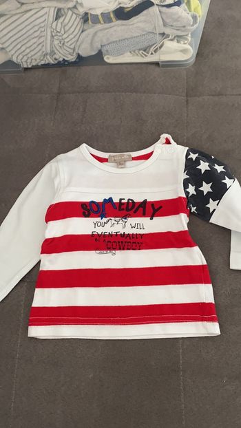T-shirt