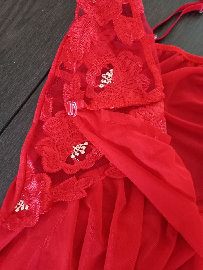 Ensemble lingerie rouge - taille 36 - photo numéro 5