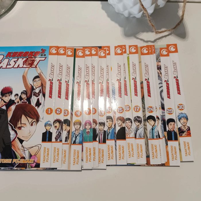 Manga Kuroko's basket jaquettes Crunchyroll tomes 1 à 30 - photo numéro 3