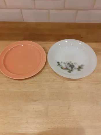 lot 2 assiettes