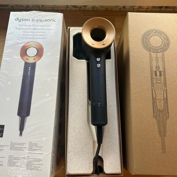 Sèche cheveux Dyson supersonic qualité professionnel Neuf