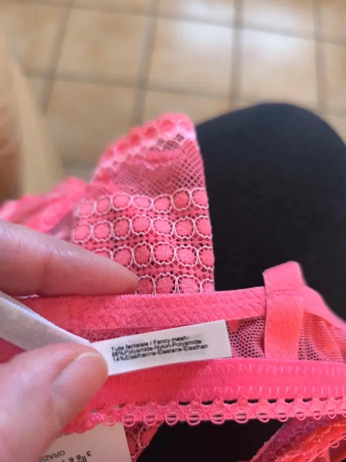 Joli soutien gorge dentelle corail - photo numéro 13