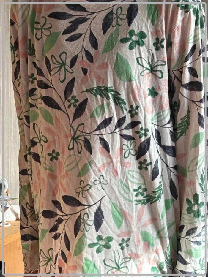 Blouse fleurie manche longue taille 44/46 marque esmara - photo numéro 2