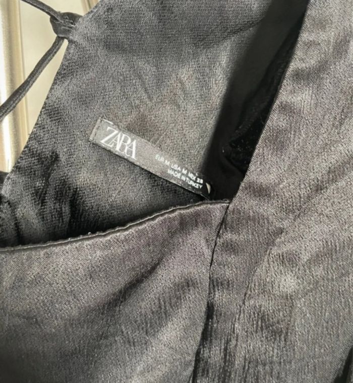 Petit haut Zara, type crop - top court - Taille M très bon état - photo numéro 4