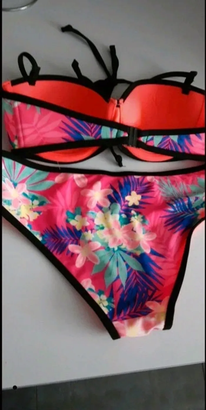 Maillot de bain - photo numéro 3