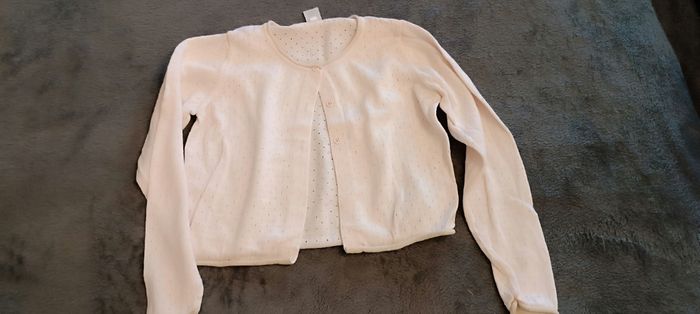 Lot  de  2 gilets Boléro